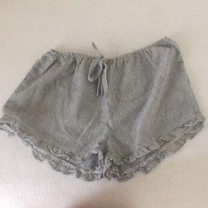 Brandy Melville pin striped shorts